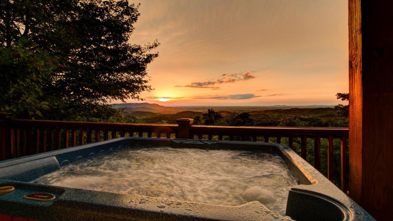 Incredible Views Hot Tub Close To Everything Sevierville Exterior photo